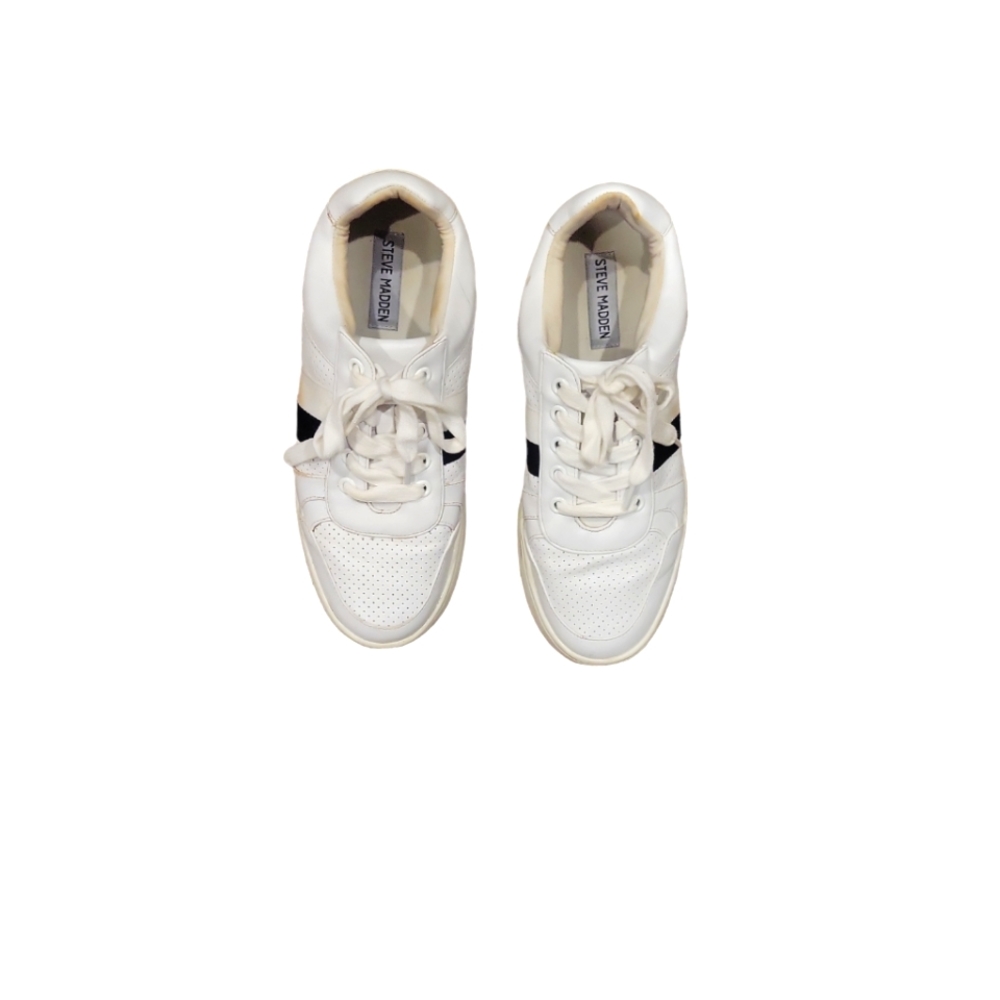 Steve Madden Sneakers